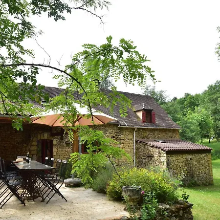 Beautiful House Near Lake In Saint-cirq-madelon