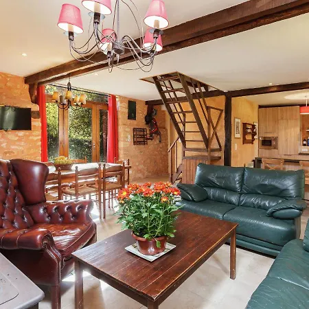 Beautiful House Near Lake In Saint-cirq-madelon *